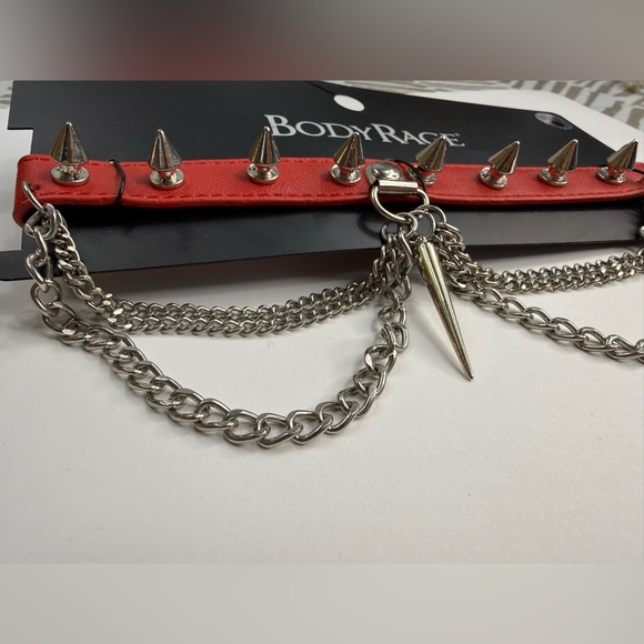 Spencer’s Body Rage Red Studded choker with Chains - Picture 3 of 4
